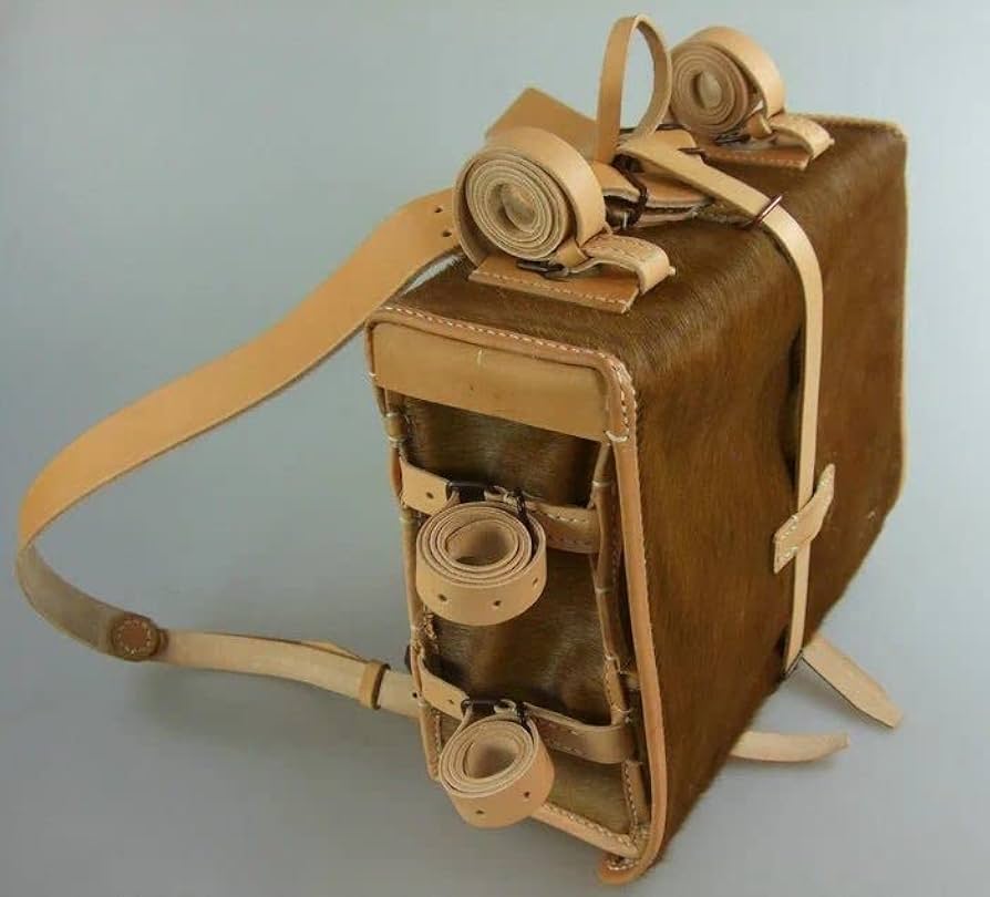 日本陸軍 背嚢(飯盒付き) 明治 51dKGl8CmHL._UF350,350_QL50_.jpg